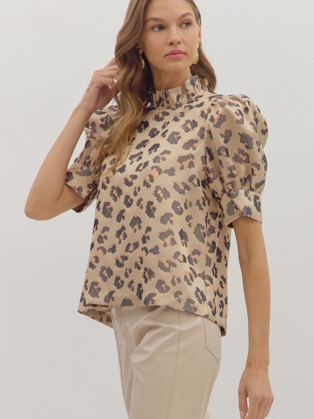 Entro Leopard Print Puff Sleeve Ruffled Neck Chic Office Top Size Small